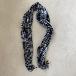 2-sided plaid scarf